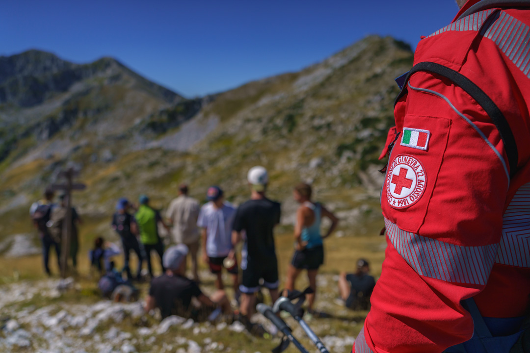 Il supporto della Croce Rossa sui sentieri